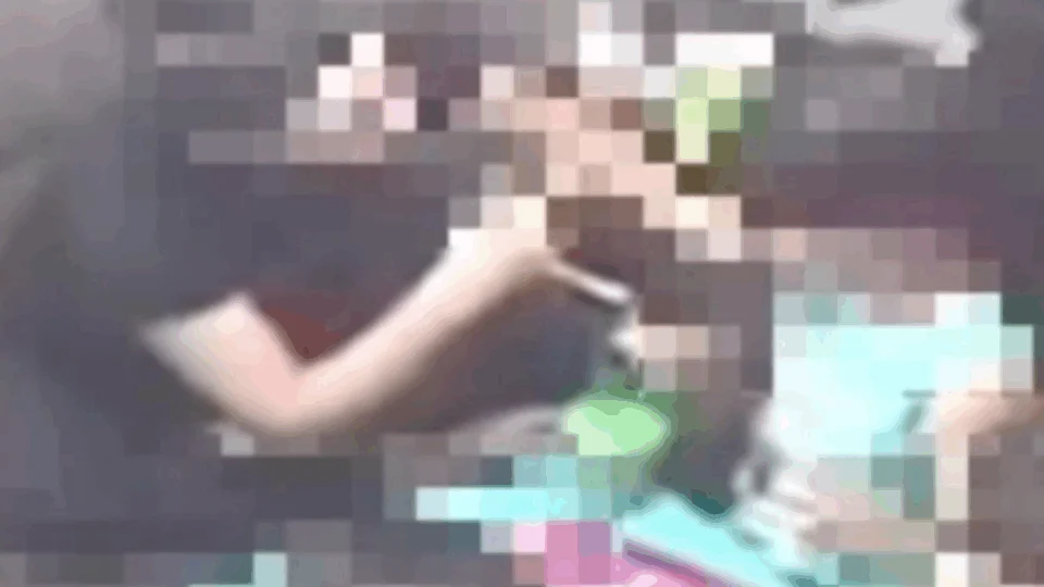 Vídeo de psicóloga que agrediu criança autista em MG