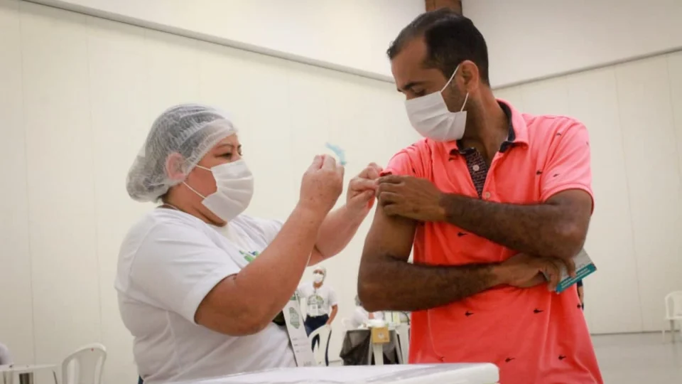 Vacina Amazonas: Manaus recebe novo mutirão nesta sexta-feira e sábado, 1º e 2 de outubro