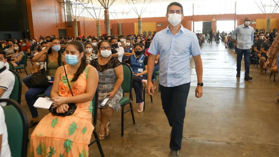 Prefeito David Almeida torna obrigatória a imunização dos servidores Municipais de Manaus; Veja detalhes