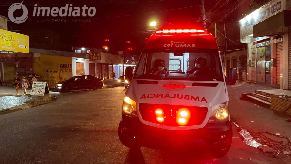 Vítima é espancada por assaltante com pedaço de pau no Mutirão
