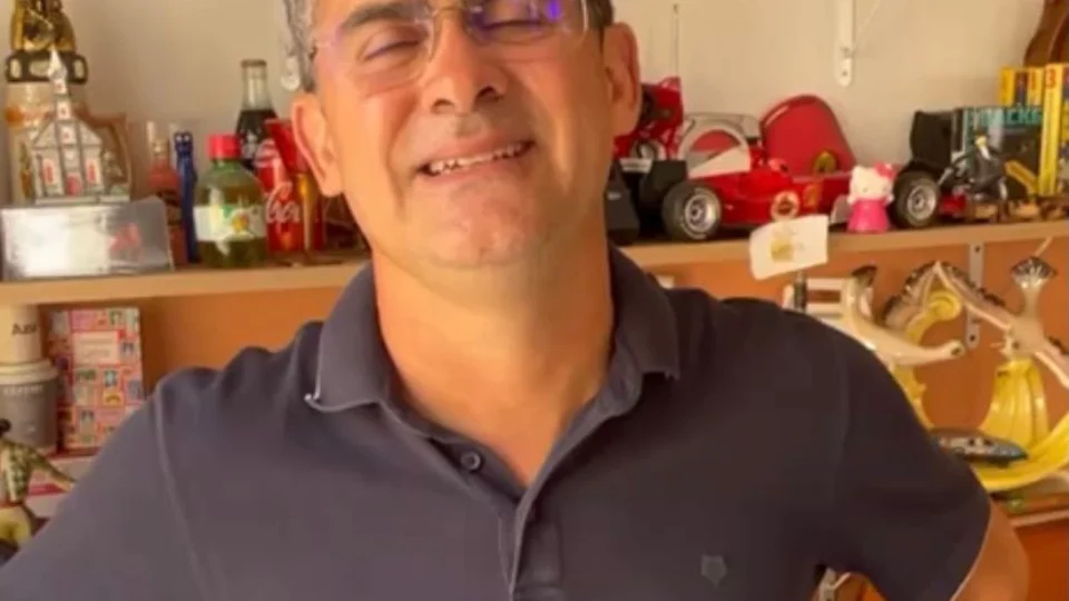 VEJA VÍDEO; Prefeito de Manaus anuncia terceira dose de vacina para idosos a partir de 70 anos