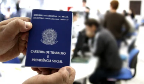 Confira as vagas de emprego disponíveis para esta quarta-feira