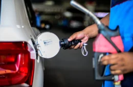 Procon Manaus realiza pesquisa semanal de combustíveis