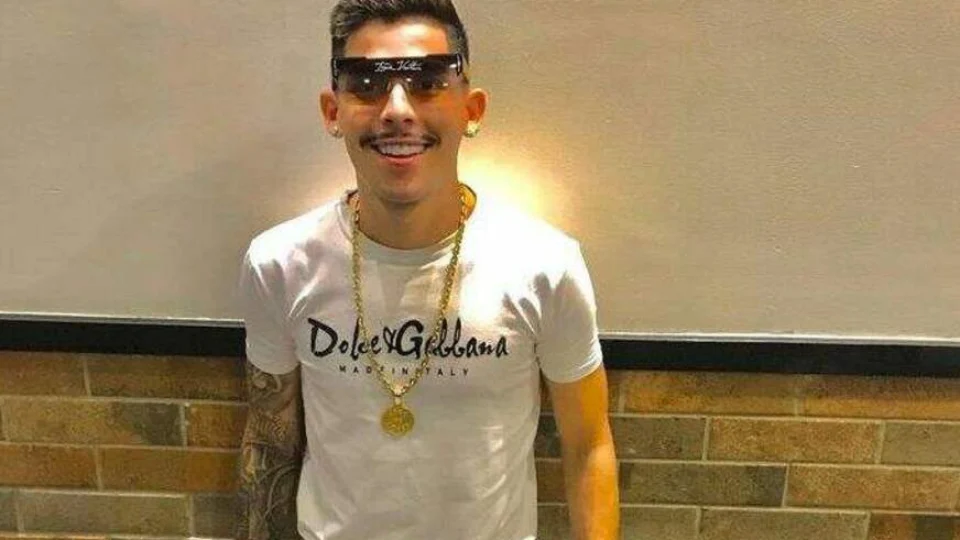 Velório do cantor de forró Romarinho Mec é retomado e acontece nesta sexta-feira com a presença de policiais