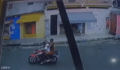 Vídeo do momento de assalto no Jorge Teixeira 3