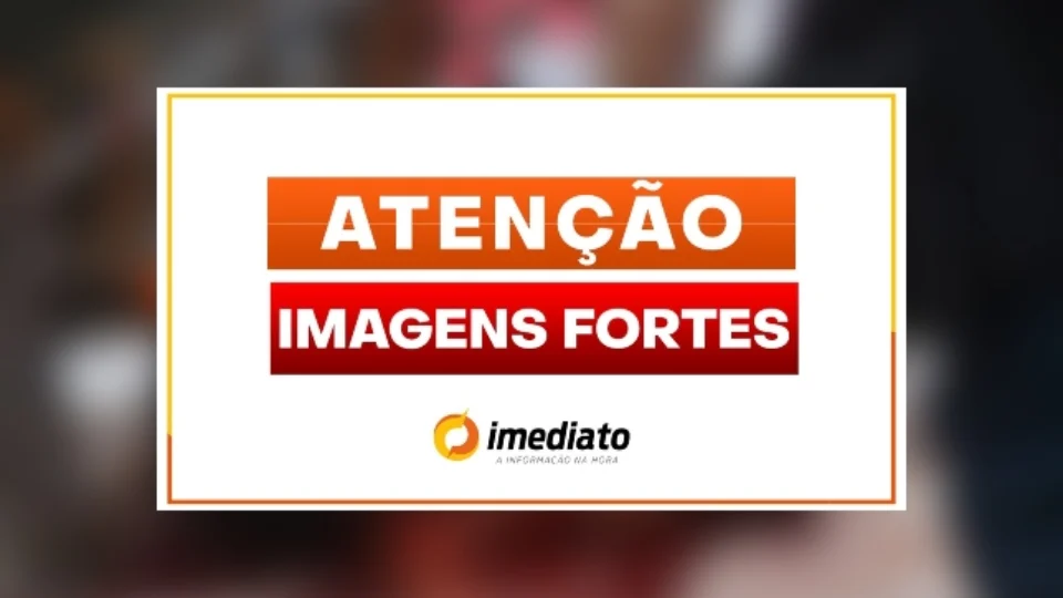 Mãe chora ao abraçar corpo de filho assassinado; “Por que Senhor? Por que tu fez isso comigo?” – VEJA VÍDEO