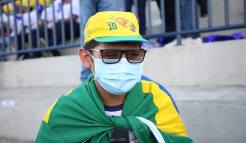 ‘Sensação única’, diz aluno da rede estadual que acompanhou treino da seleção brasileira