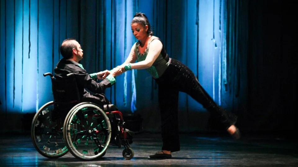 Show Inclusivo para pessoas com deficiência é apresentado no Teatro Amazonas