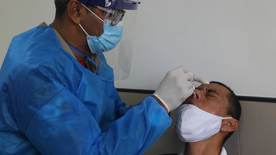 Pela primeira vez no mês de outubro, Amazonas não registra óbito por Covid-19, informa FVS-RCP