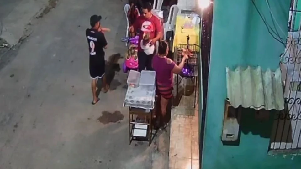 Bandidos tocam o terror durante assalto no bairro Petrópolis