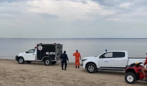 Corpo é encontrado na Praia da Ponta Negra; Veja vídeo
