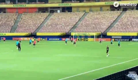 Técnico da Seleção Brasileira elogia gramado da Arena da Amazônia após último treino