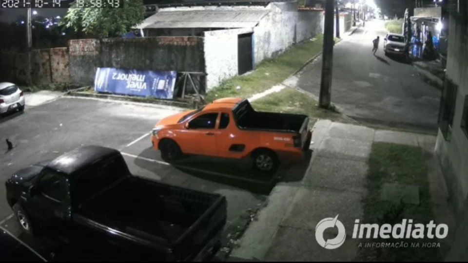 Vídeo mostra momento em que dupla mata proprietária de mercadinho no conjunto Vila Nova