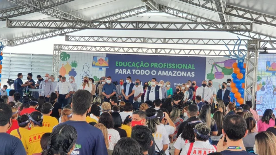 Governador Wilson Lima inaugura a maior escola do Cetam, a primeira da zona norte de Manaus