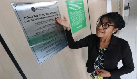 Indígena de 51 anos é aprovada em concurso da Defensoria Pública
