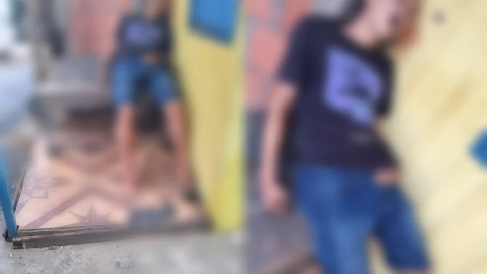 Corpo de Jovem é encontrado com tiros na cabeça em lanchonete de Manaus