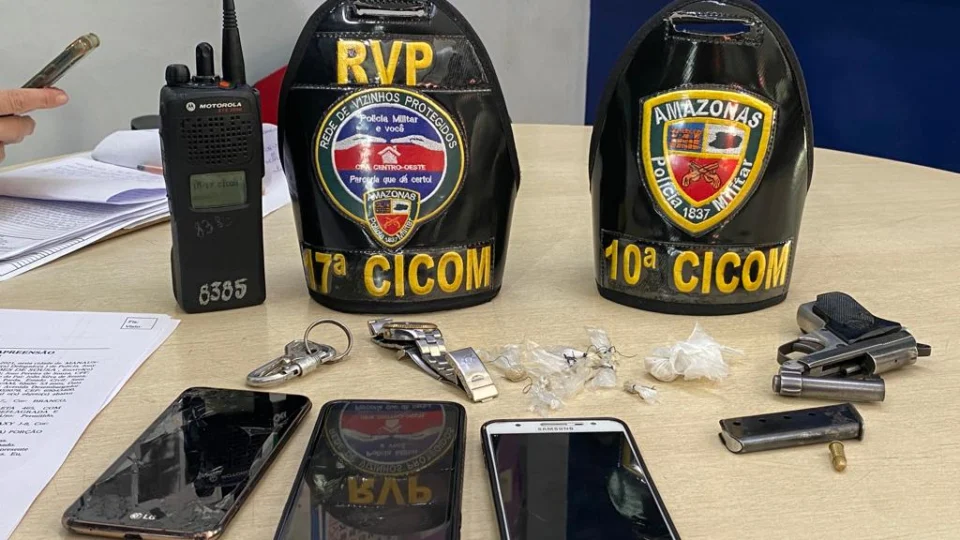 Jovem faz PM aposentado refém no Alvorada após fugir de população enfurecida; Veja vídeo!