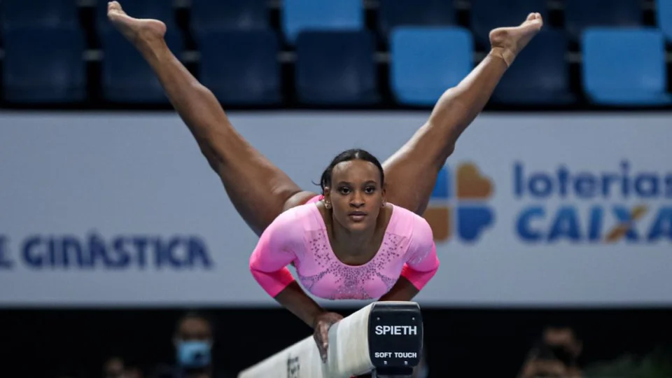 Rebeca Andrade brilha no 1º dia do Campeonato Brasileiro de Ginástica Artística