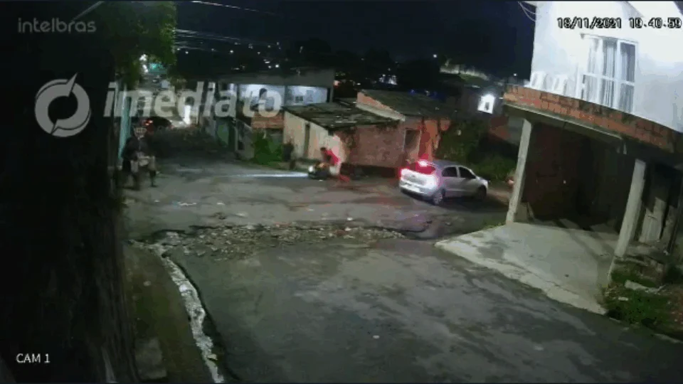 Vídeo de crime contra dupla baleada no Monte Pascoal