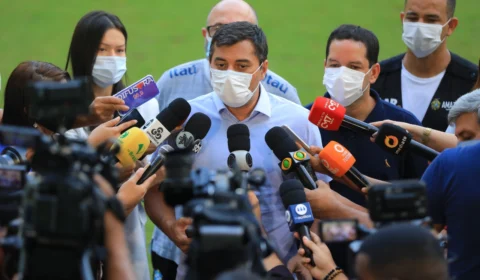 Em treino da seleção brasileira feminina de futebol, Wilson Lima afirma que Amazonas está apto a sediar grandes eventos