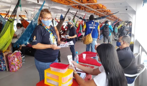 Ação educativa de combate à malária é feita em porto de Manaus