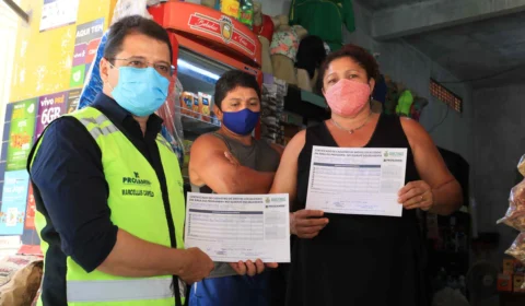 Certificado de imóveis é entregue para moradores que serão reassentados pelo Prosamin+
