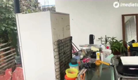 Moradores do Beco Veneza no São Jorge têm objetos arrastados pela chuva; VÍDEO