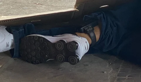 Detento do semiaberto é morto com 9 tiros na frente da UEA, no bairro Cachoeirinha