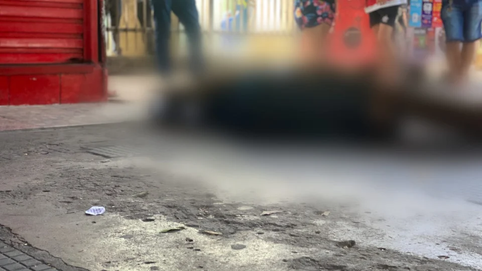 VEJA VÍDEO de detento do semiaberto sendo morto com 9 tiros, no bairro Cachoeirinha