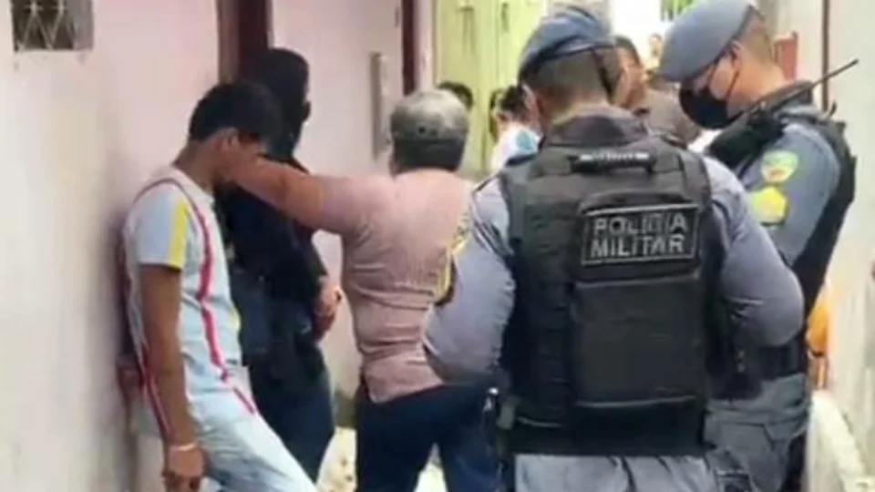 Homem é morto a tiros em Beco do São Raimundo; VÍDEO