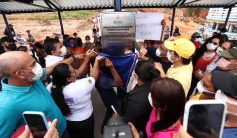 Porto flutuante é inaugurado em comunidade de Itacoatiara