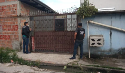 Mototaxista é morto a facadas após reagir a assalto; Veja vídeo