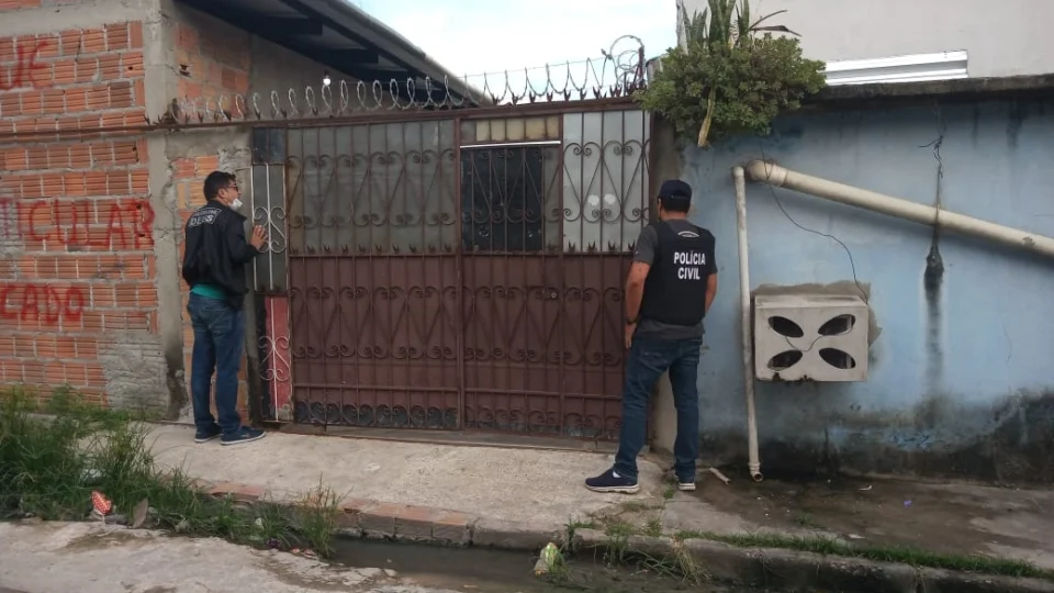 Mototaxista é morto a facadas após reagir a assalto; Veja vídeo