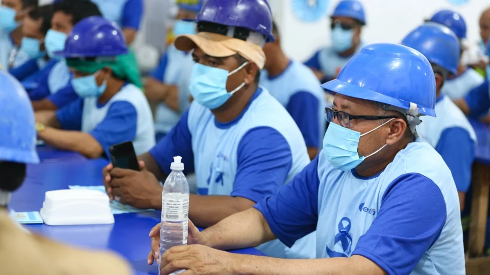 Ação Novembro Azul é levada para trabalhadores do Prosamin na zona Sul de Manaus