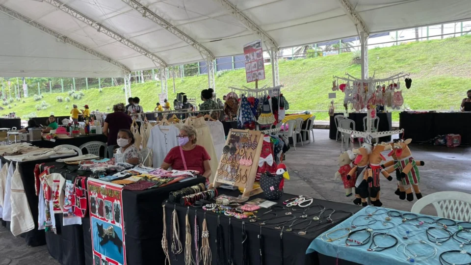 Feira de Natal para impulsionar economia ganha nova edição no Centro Cultural Povos da Amazônia