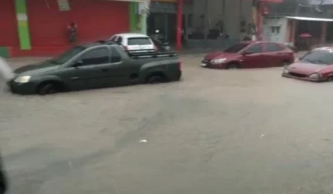 Av Francisco Queiroz fica debaixo d’água durante chuva desta sexta-feira (26); VEJA VÍDEO