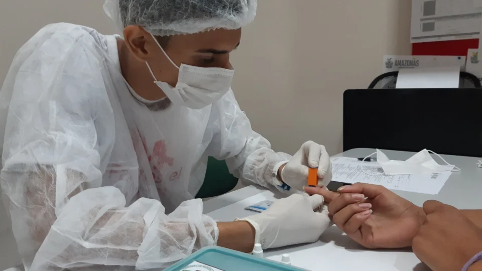 Campanha de testagem para combater a Aids e o HIV começa na próxima quarta (1º)