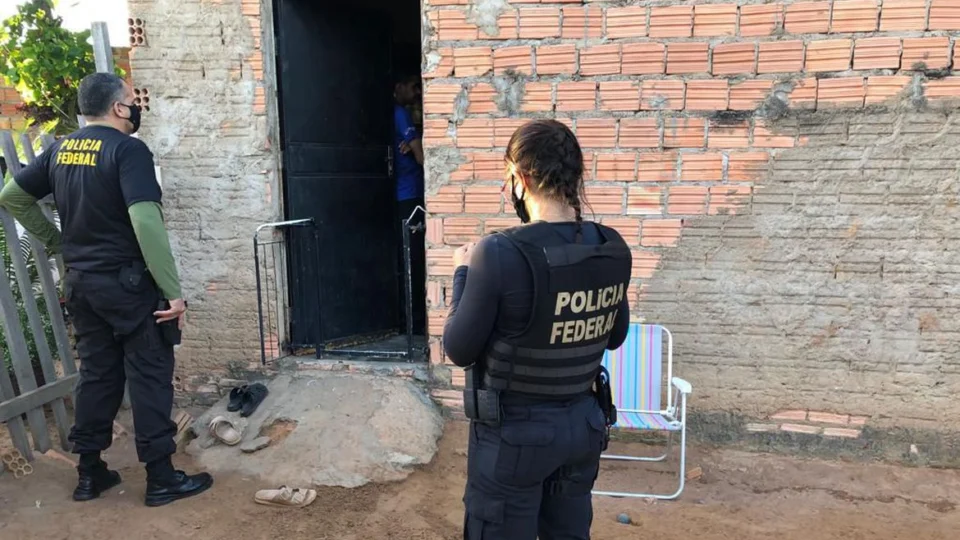PF faz operação contra imigração ilegal na fronteira com a Guiana