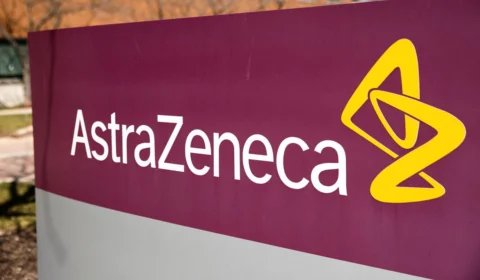 Estudo indica que terceira dose da AstraZeneca protege contra Ômicron