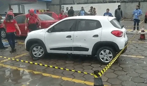 VEJA VÍDEOS! Motorista e passageiro de app são baleados em tentativa de homicídio em estacionamento de loja