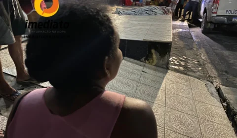 Dupla chega em picape branca e executa ‘Cabeção’ a tiros no Nova Vitória