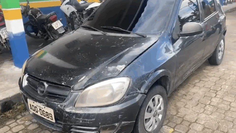 VÍDEO; “Oráculo” identifica carro roubado e homem é preso com arma de fogo no veículo