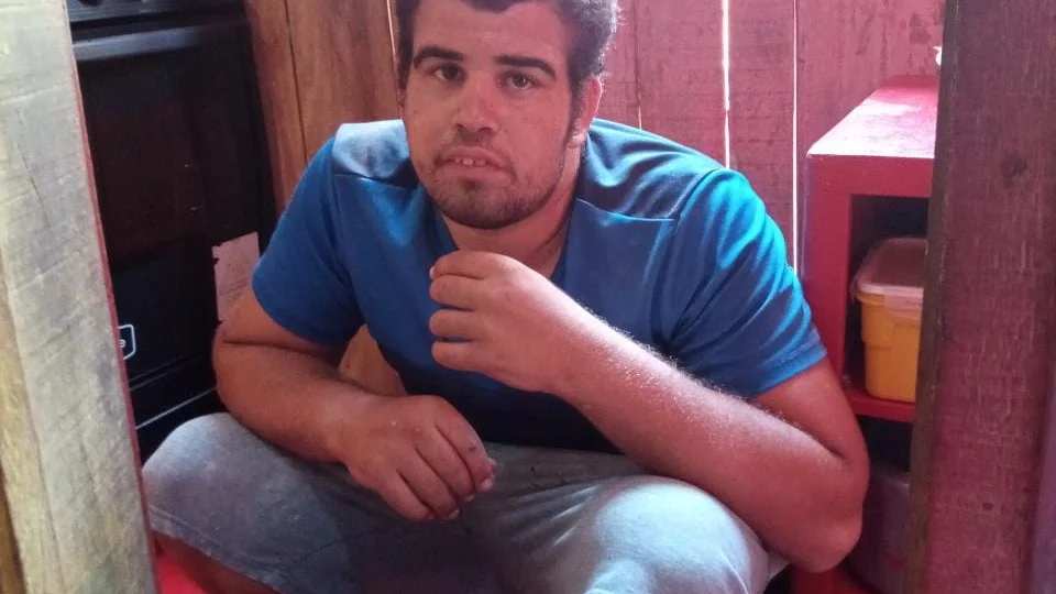 Mãe procura por filho com deficiência intelectual que desapareceu em Manaus