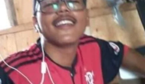 Jovem sai para esperar mãe em ponto de ônibus, mas desaparece misteriosamente em Manaus