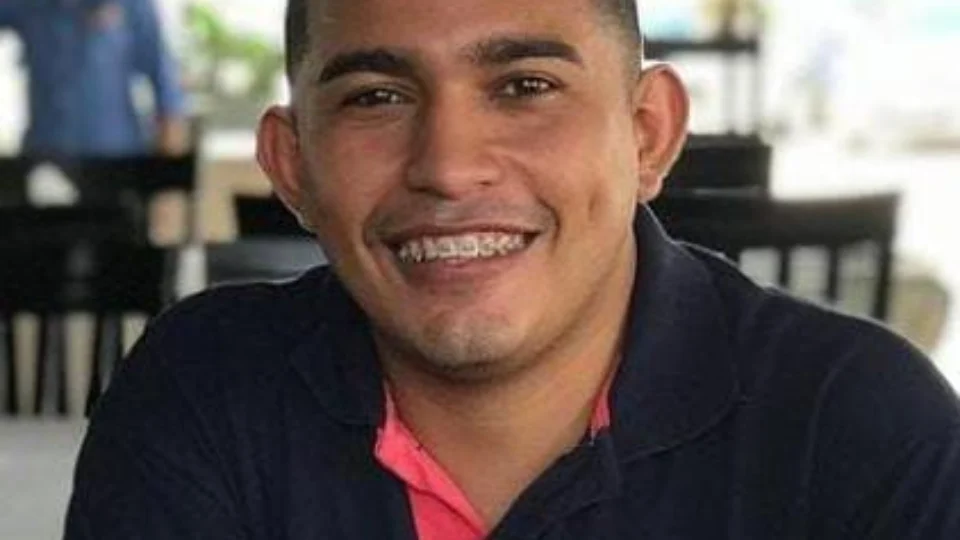 Família procura por jovem que desapareceu (10) em Manaus