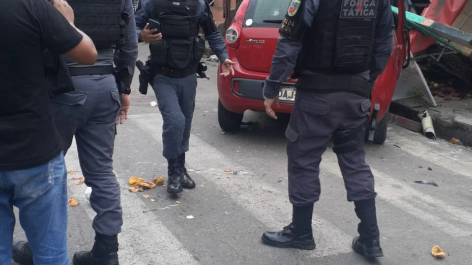 VEJA VÍDEO; Dois acabam mortos após perseguição e intervenção da PM no Zumbi 1