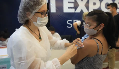 Amazonas já aplicou 5.755.827 doses de vacina contra Covid-19 até esta sexta-feira (21)