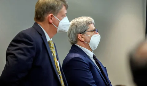 EUA: homens são condenados à prisão perpétua por assassinato de negro