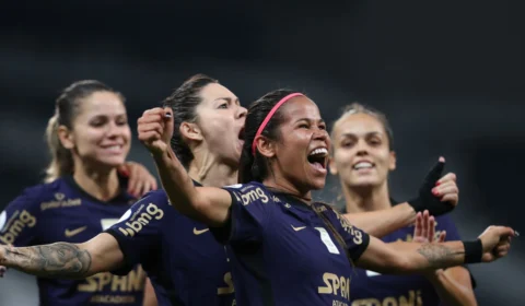 Corinthians aumenta distância na ponta do ranking feminino de clubes