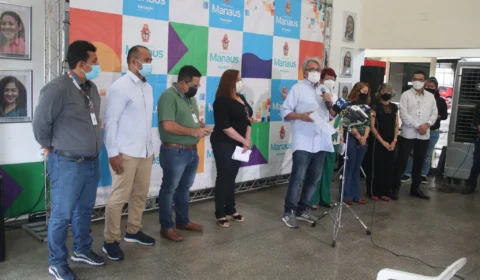 Alunos da rede municipal de ensino retornam dia 7 de fevereiro de forma presencial, afirma Pauderney Avelino